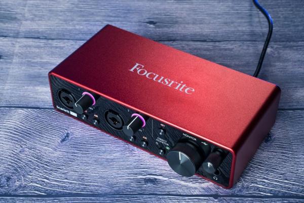 Focusrite Scarlett 2i2 2nd Generation
